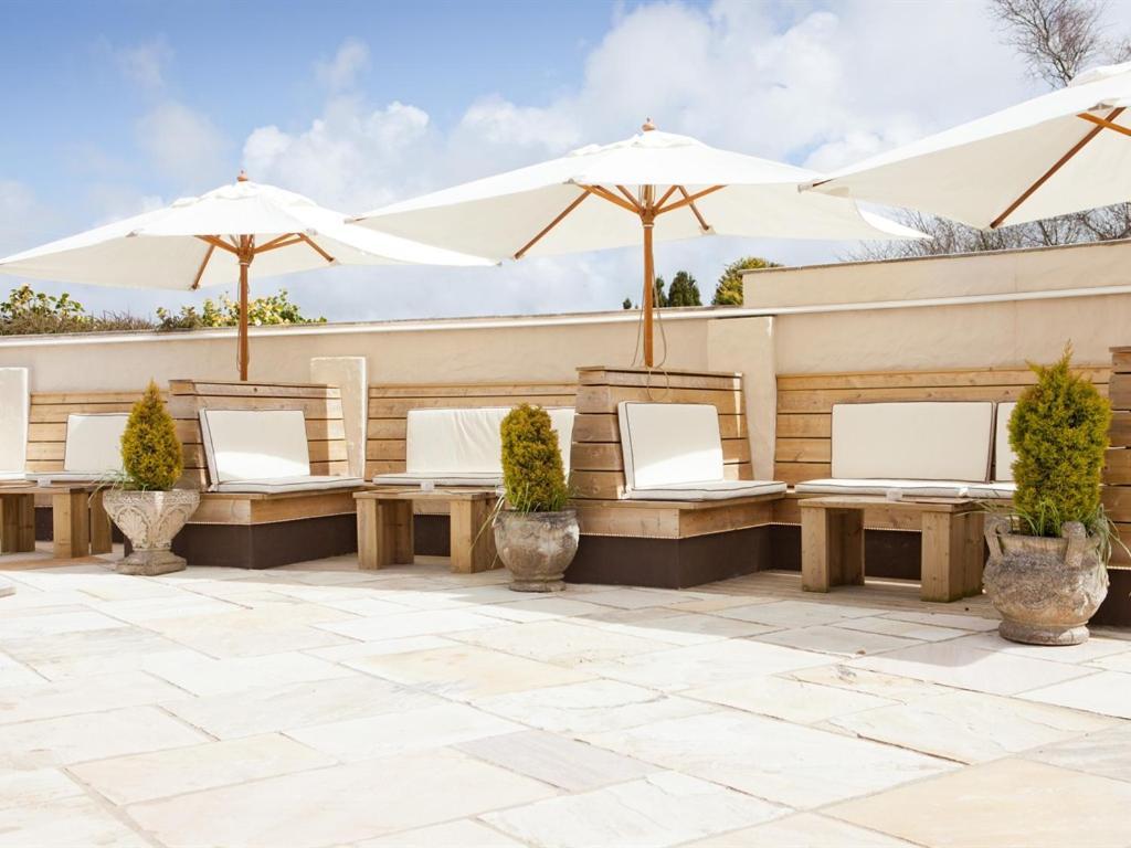 The Victoria Inn Truro Exterior photo