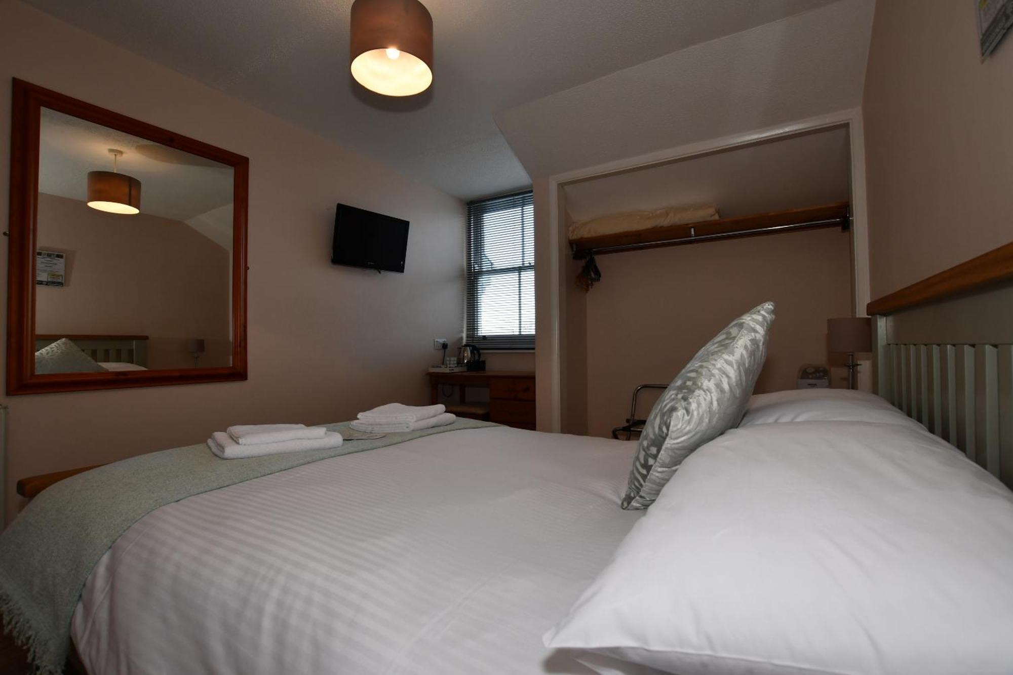 The Victoria Inn Truro Room photo